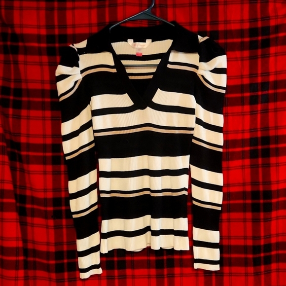 Black&White Striped Sweater - Picture 1 of 1